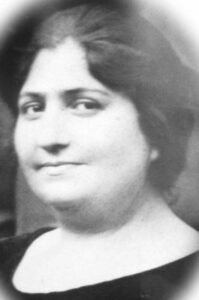 نینیش استپانیان رئیس انجمن بین سال های 1930 - 1954م