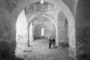 نمای داخلی کلیسای مهلذان