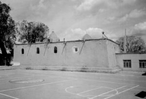 تصویر 5: نمای ضلع جنوبی کلیسا