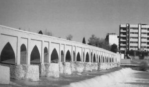 تصویر 13: نمای شرقی پل مارنان