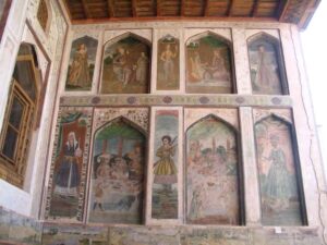 نقاشی های دیواری ایوان جنوبی (پس از مرمت)