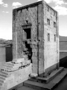کعبه زردشت