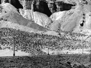 مجموعه سنگ صلیب ها قبل از نابودی آنان