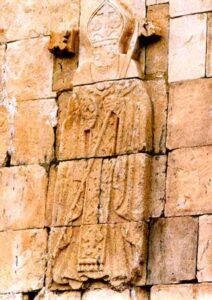 نقوش گریگور لوساوریچ مقدس بر روی دیوار جنوبی کلیسا