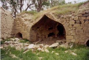 نمای قوس زیبای جناغی محراب کلیسای سورپ نیشان جمال آباد