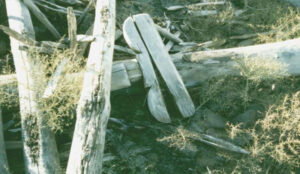 نمونه سرستون های چوبی به سبک ایونیک،کلیسای حضرت مریم عیسی لو