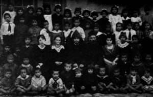 دانش آموزان کودکستان اِاُتِمیش،1920م