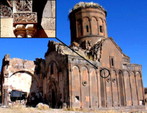 تصویر حجاری شده پرنده اساطیری