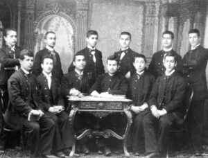 گروهی از فارغ التحصیلان آموزشگاه مرکزی قسطنطنیه،1893-1894م