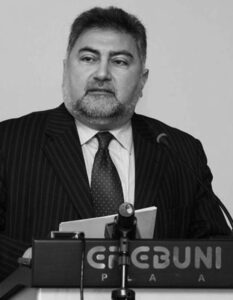 آرا پاپیان