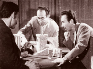 آرامائیس آقامالیان (نفر وسط) در کنار ساموئل خاچیکیان (نشسته از سمت راست)