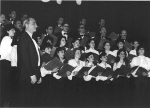 گروه کُر سِوان باشگاه آرارات،به رهبری گورگن موسسیان،1367ش