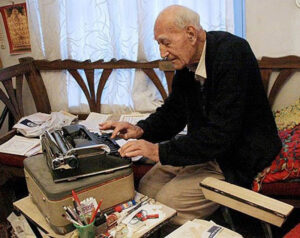 لئون میناسیان