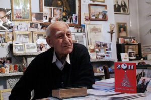 لئون میناسیان