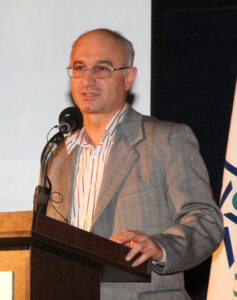 روبرت بگلریان