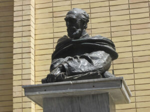 پیکره مسروپ ماشتوتس