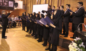 گروه کُر ماشتوتس به رهبری استاد رازمیک اوهانیان