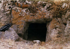 نمای ورودی گوردخمه چهریق