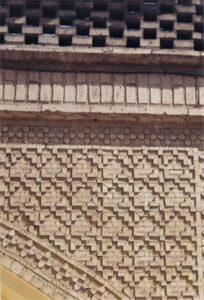 نمونه هایی از آجرکاری تزیینی