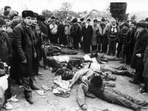 تصویری از کشتارهای ارمنیان باکو در 12 و 13 ژانویه 1990م