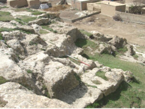 تصویر3: نمونه برش های صخره ای غرب تپه