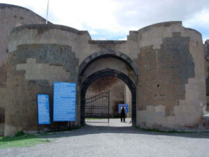 دروازه قارص شهر آنی