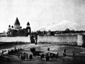 کلیسای جامع اجمیادزین در آستانه سده بیستم میلادی