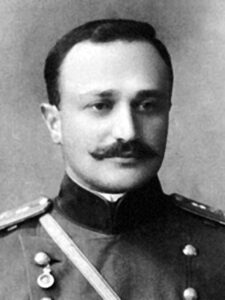 وزیر دفاع – کریستاپور آراراتیان