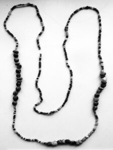 گردنبند دختر خردسال