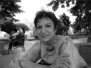 عایشه گونایسو