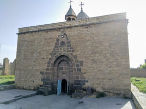 تصویر1: نمای ورودی کلیسا