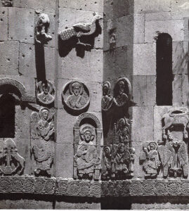 مجموعه ای از حکاکی ها و نقش برجسته های کلیسای سورپ خاچ ‏جزیرۀ آقتامار، نیمۀ نخست سدۀ بیستم میلادی