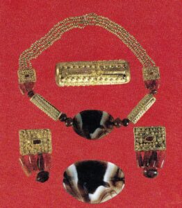 زیورآلات با سنگ های قیمتی، 12و11پم