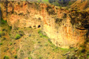 بقایای استحکامات دفاعی هرشتاگابرت