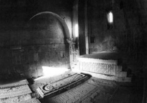 مقبرۀ خاندان اوربلیان،کلیسای سورپ گریگور، دیر نوراوانک