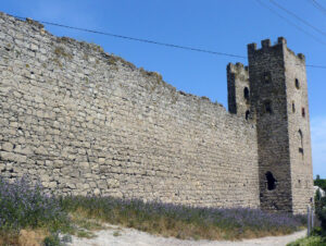 دیوارهای شهر کافا