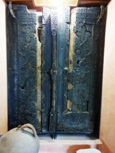 در ِچوبی کلیسای سرکیس مقدس، 1371م، موزۀ شهر فئودوسیا عکس از: ساهاک وارطانیان