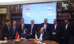 زاروهی باتویان و هیئت همراه او در تهران