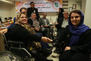 زاروهی باتویان، وزیر کار و امور اجتماعی جمهوری ارمنستان، در مرکز ضایعات نخاعی تهران